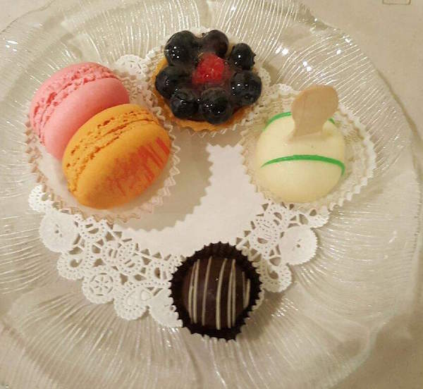 catering desserts and snacks